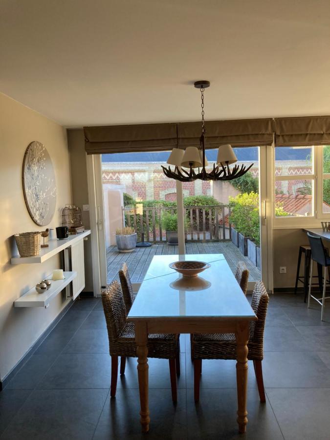 Agreable Et Spacieuse Maison Centre Ville Saint-Omer Zewnętrze zdjęcie